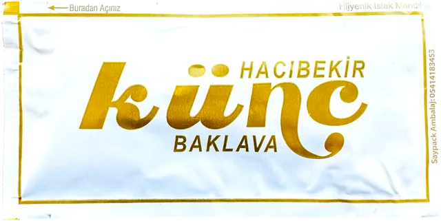 Hacıbekir Künç Baklava logolu 7 × 14 cm baskılı ıslak mendil ambalajı