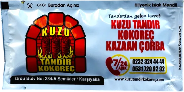 Kuzu Tandır Kokoreç · İzmir logolu 6 × 12 cm baskılı ıslak mendil ambalajı
