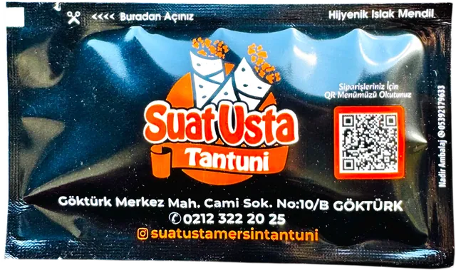 Suat Usta Tantuni logolu 7 × 12 cm baskılı ıslak mendil ambalajı — koyu renk tasarım